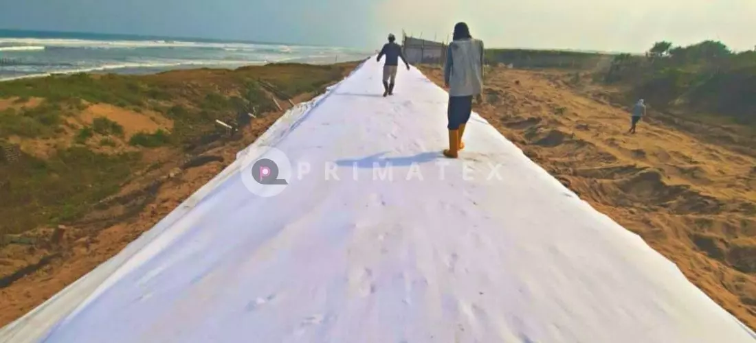 geotex (Pekerjaan Kanal, Sungai, dan Pesisir)