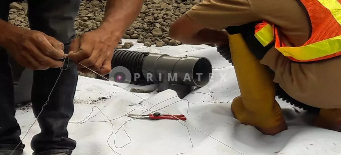 Harga Geotekstil untuk Proyek Irigasi_ Penentu Keberhasilan dan Tips Hemat Menggunakan Geotekstil Ringkasan (1)