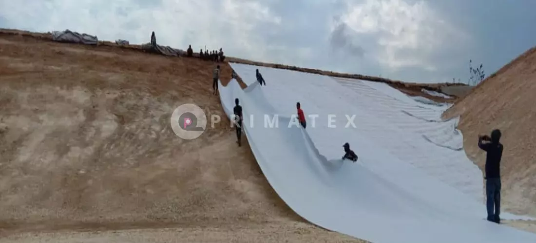 Jual Geotekstil di Surabaya_ Solusi Terbaik untuk Proyek Infrastruktur di Jawa Timur (1)